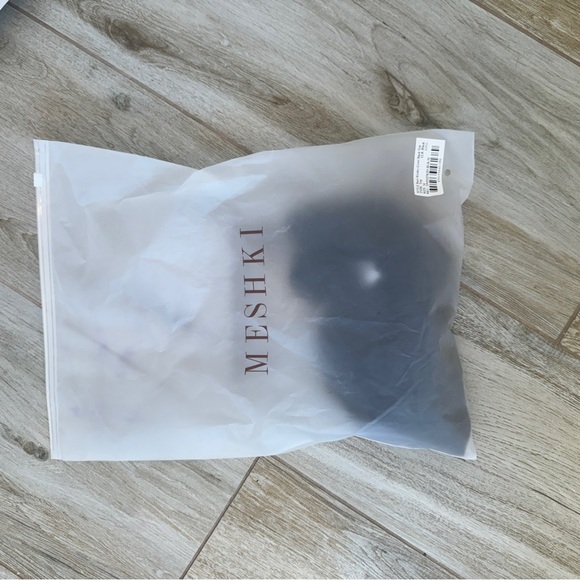 NWT | MESHKI | SLINKY BACK TOP - Picture 5 of 10